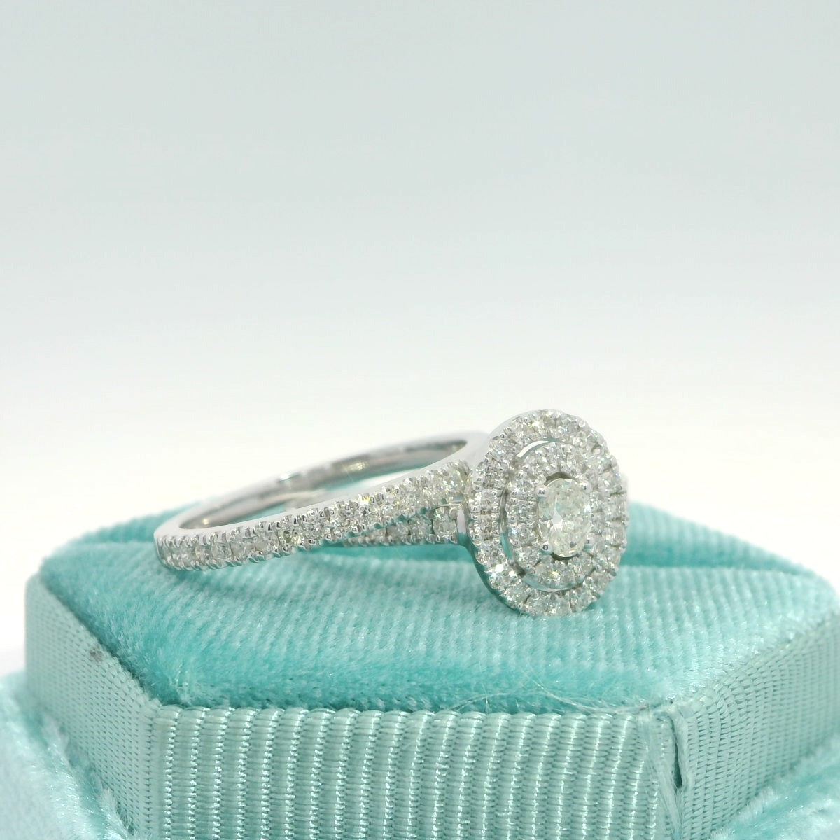 10K Oval Double Halo Engagement Set