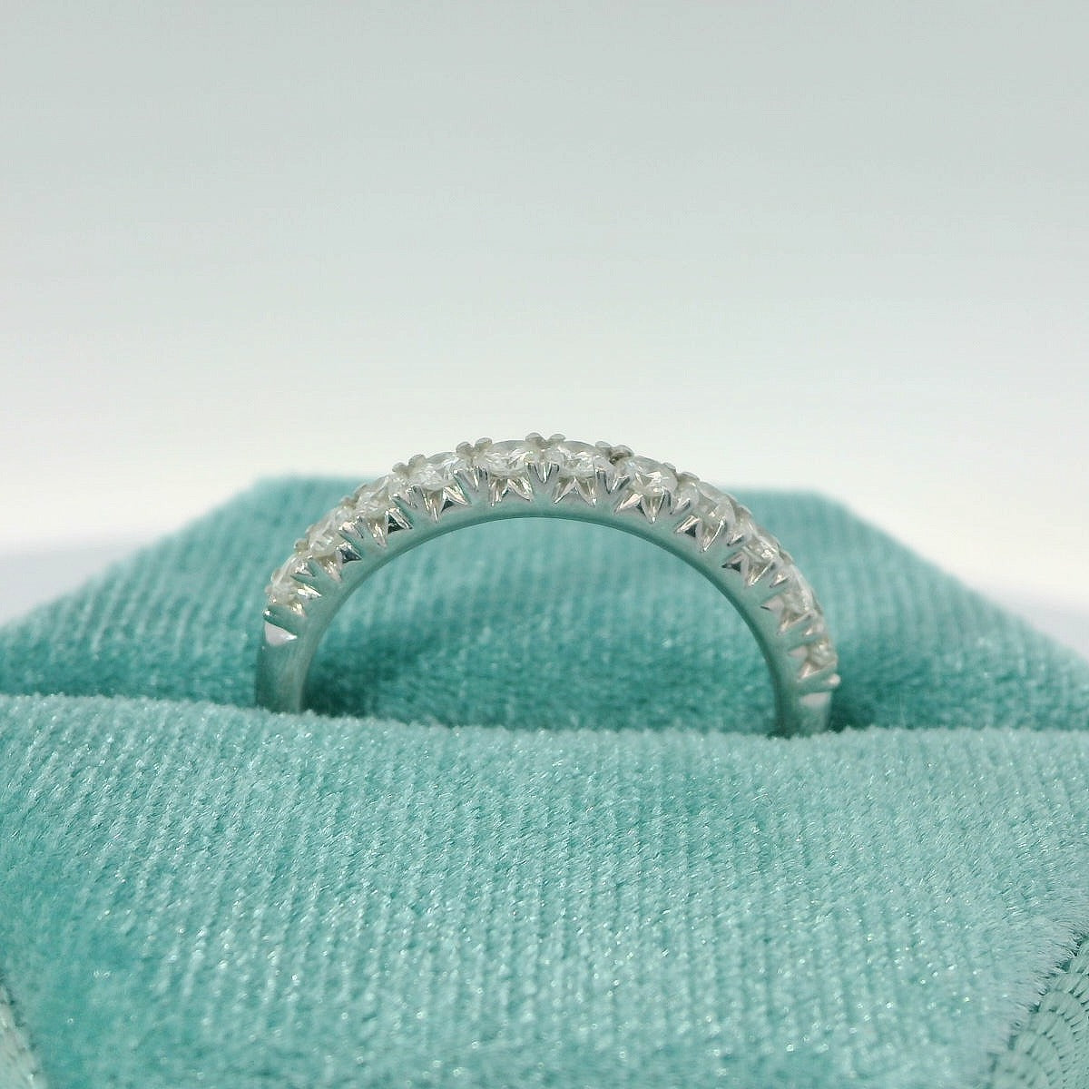 14K Diamond Wedding Band