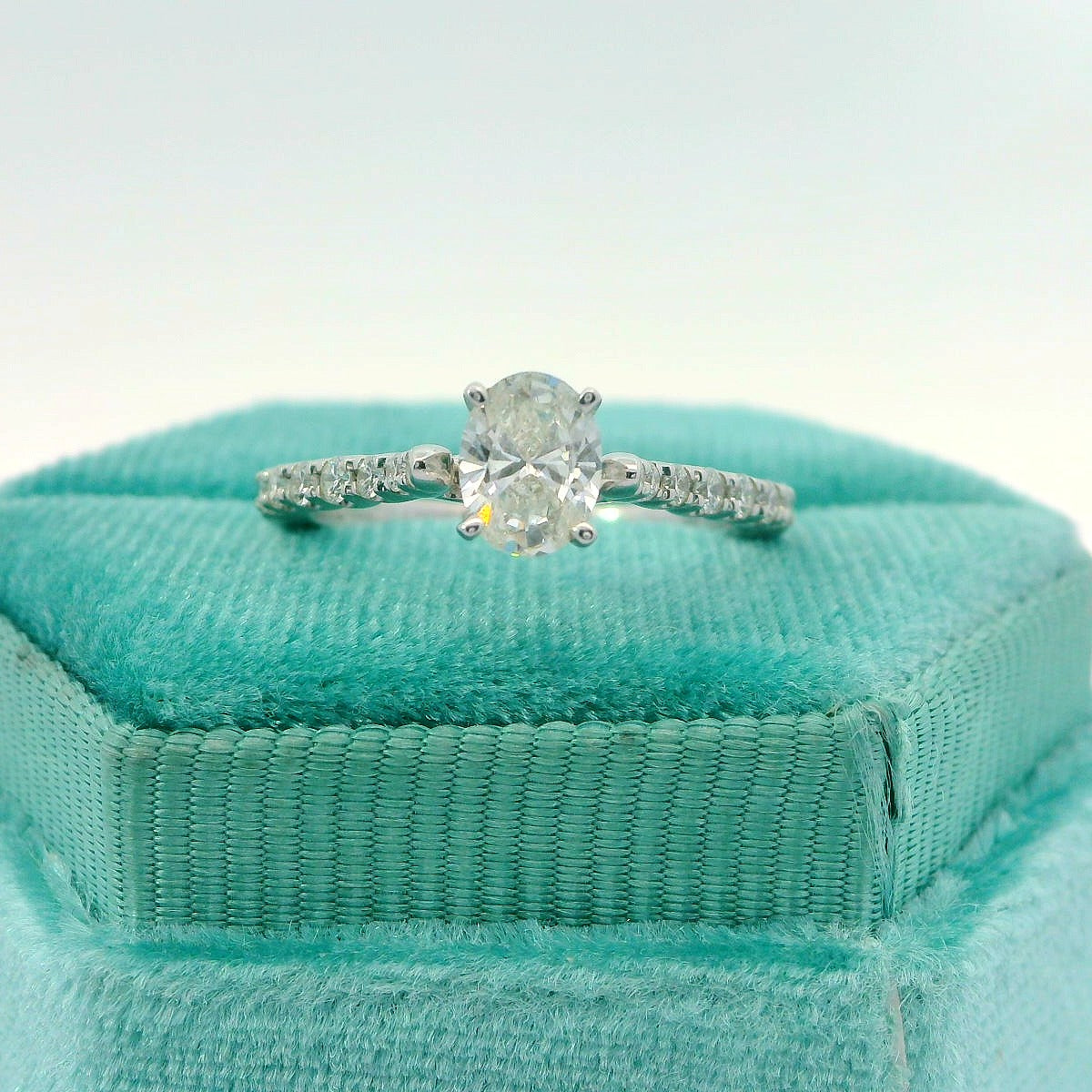 14K Oval Diamond Engagement Ring