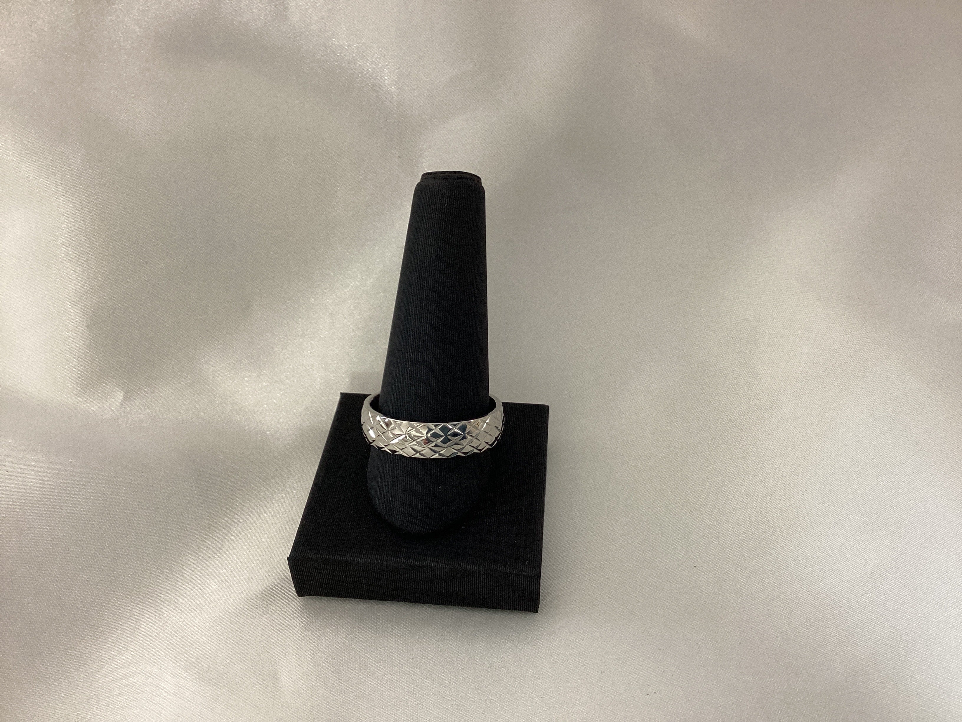 The David Stainless Steel criss cross band