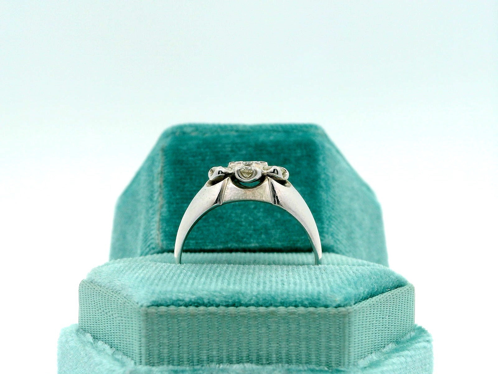 14K White Gold Flower Cluster Men’s Ring