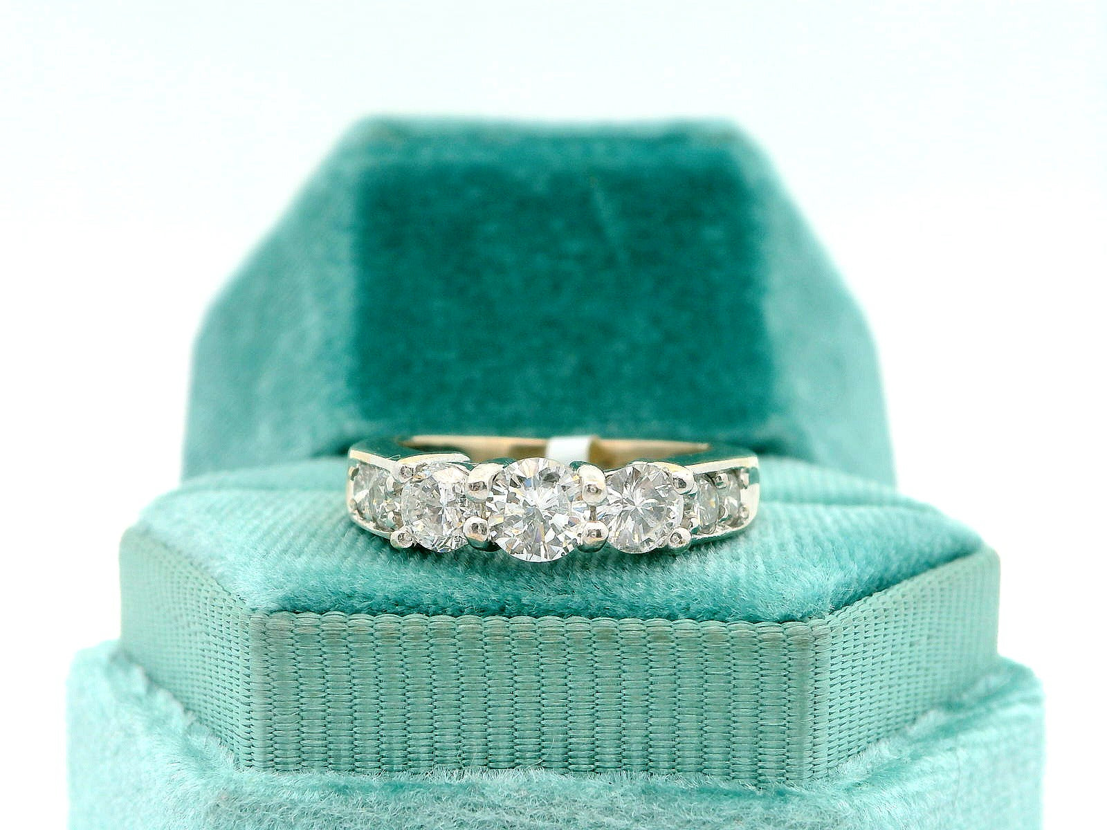 14K Preloved 3 Stone Engagement Ring