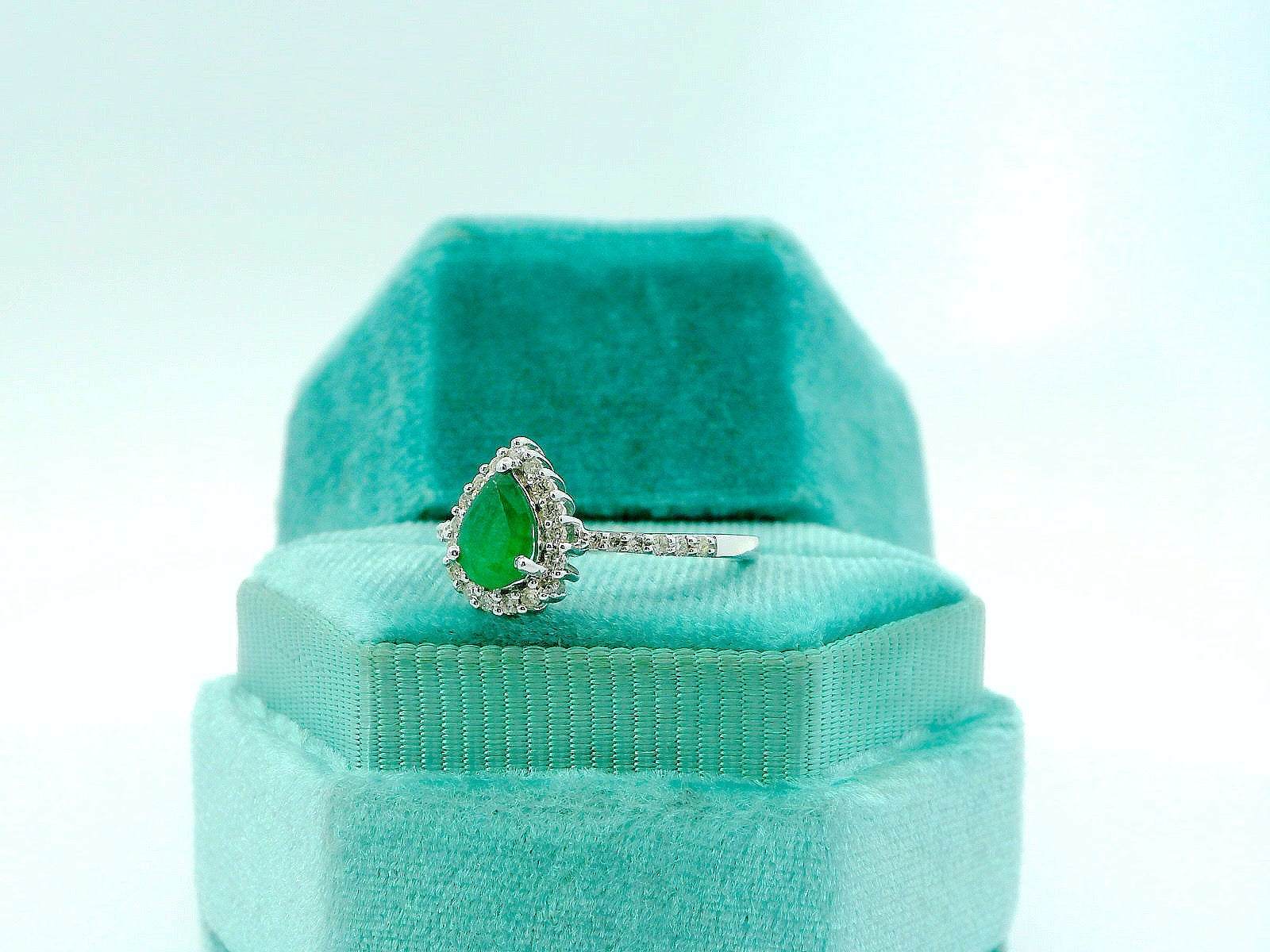 10K Pear-Cut Emerald & Diamond Ring