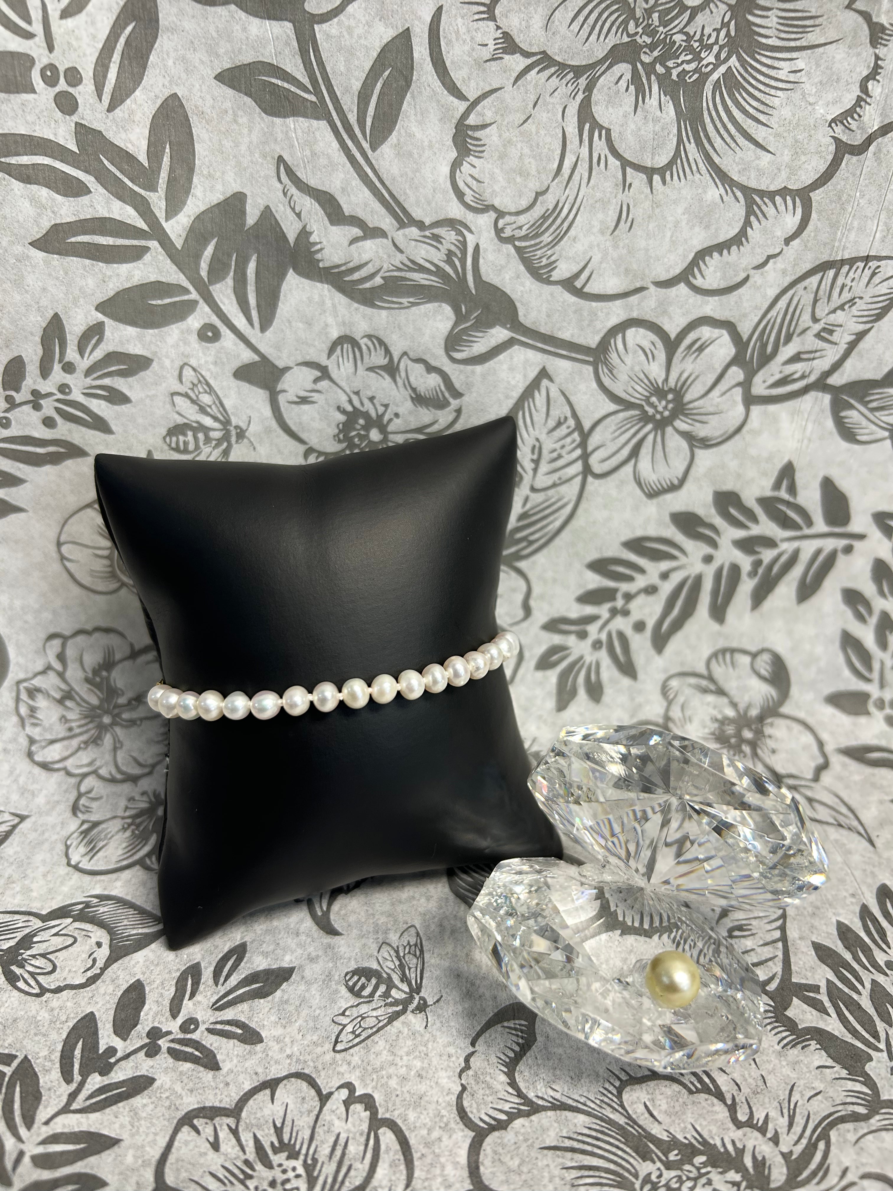 14K 5MM Pearl Bracelet