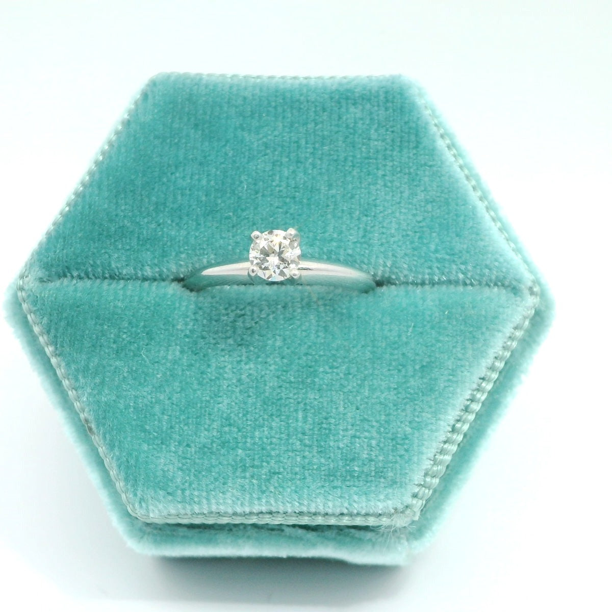 14K Solitaire Engagement Ring