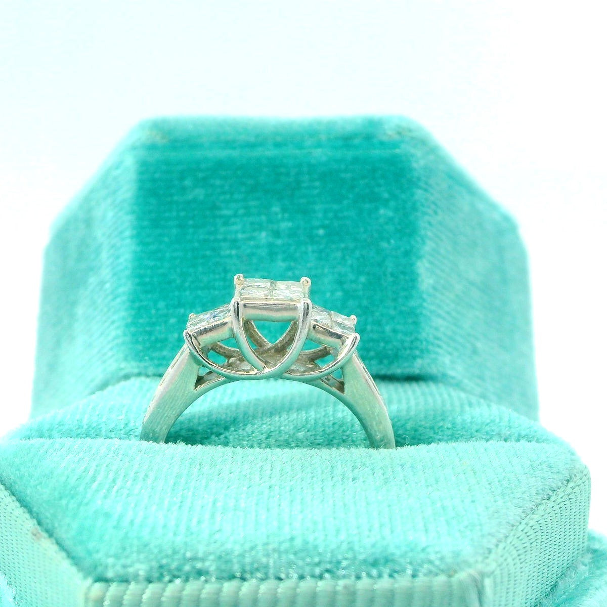 10K Princess Cut Diamond Engagement Ring