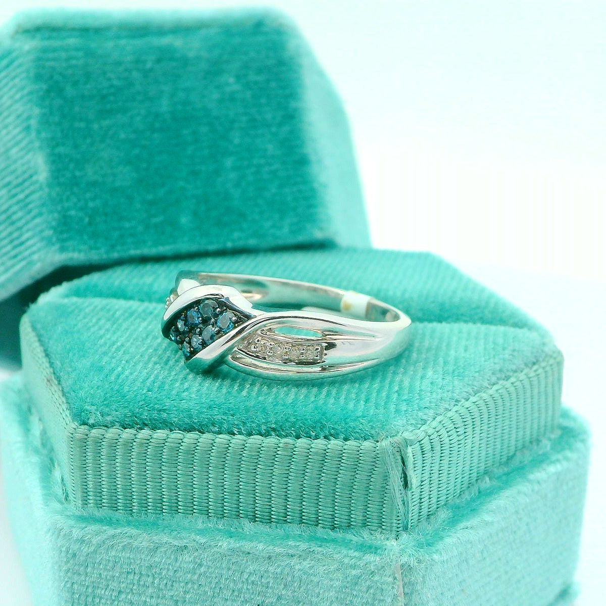 10K Blue & White Diamond Engagement Ring