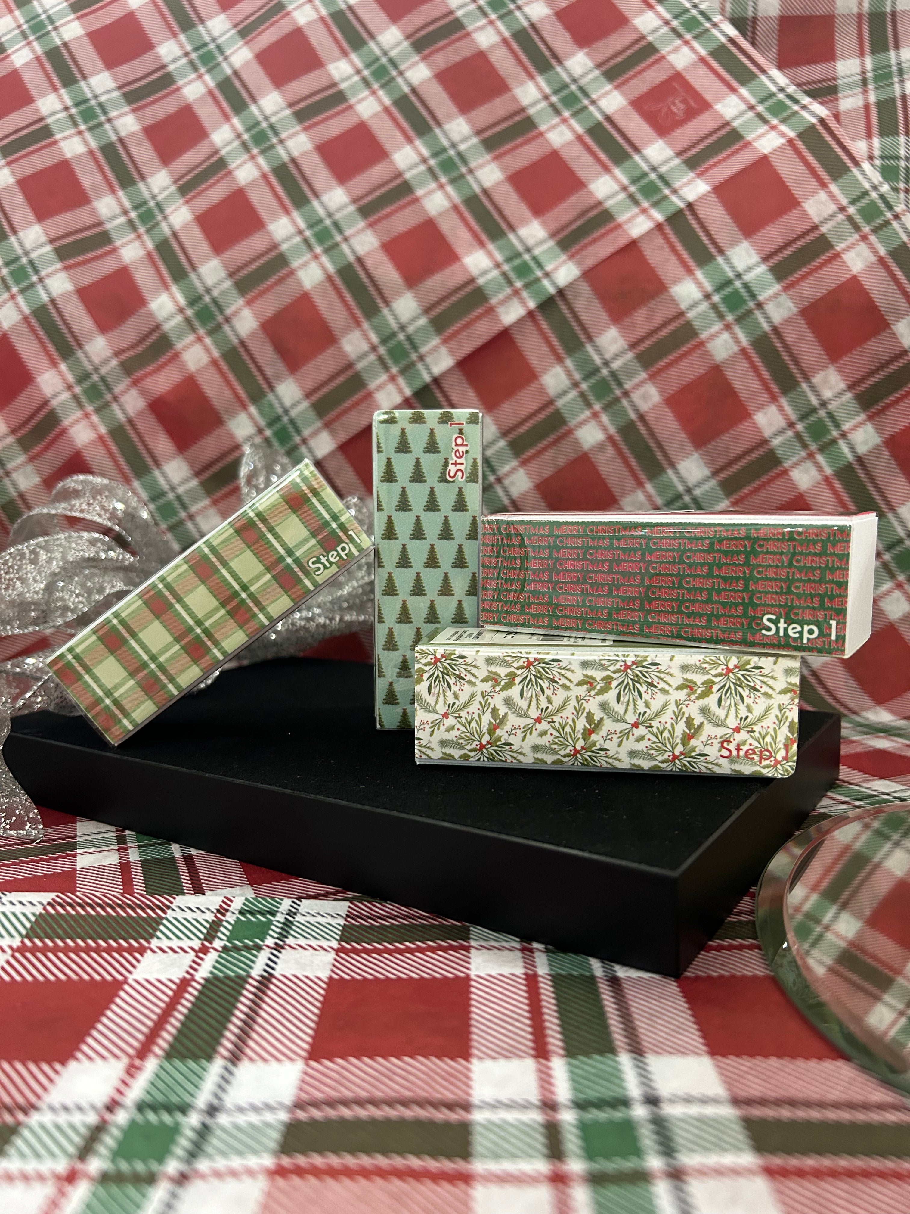 Holly Jolly Pocket Manicure Set