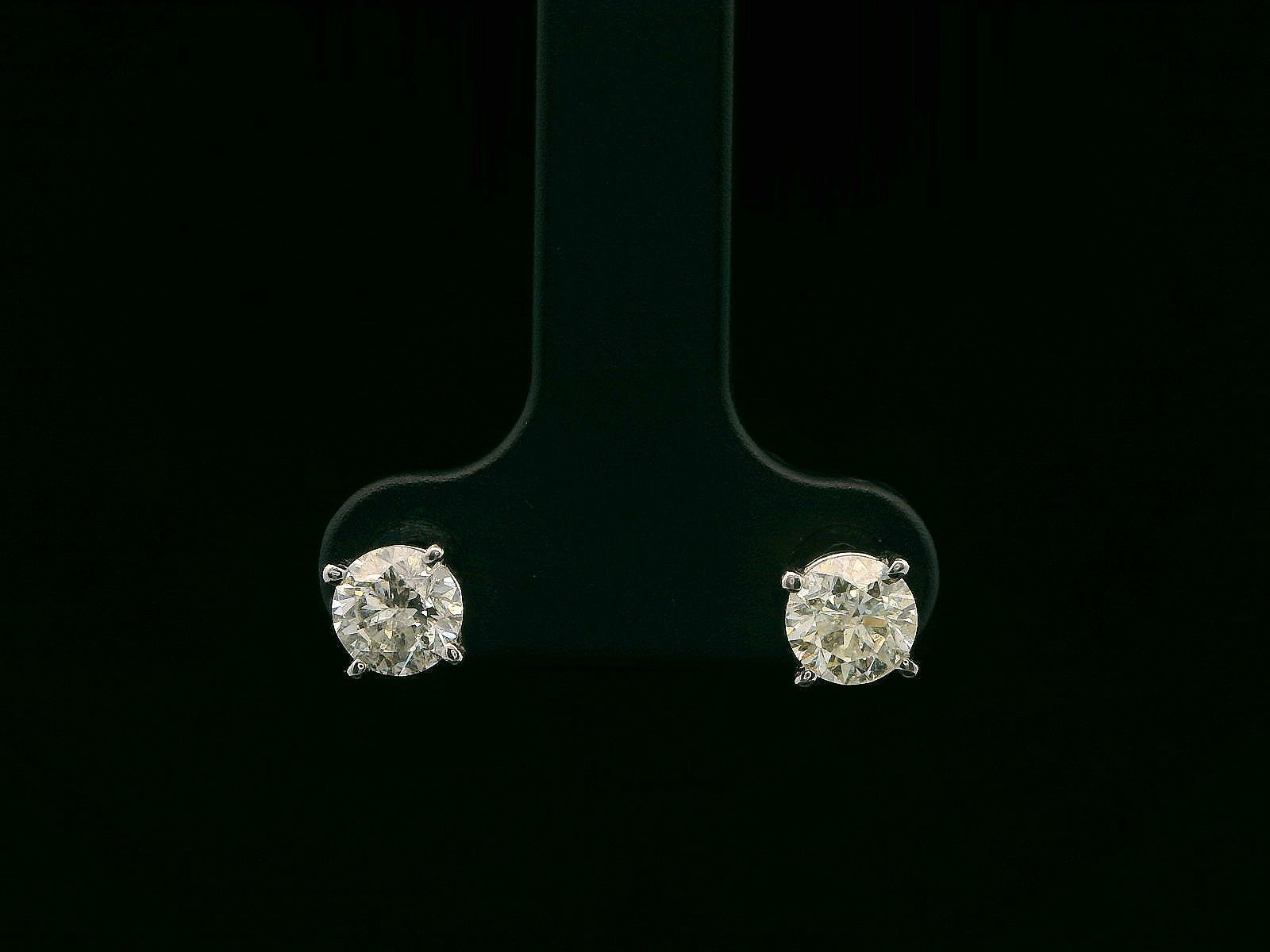 14K .99CTW Diamond Studs