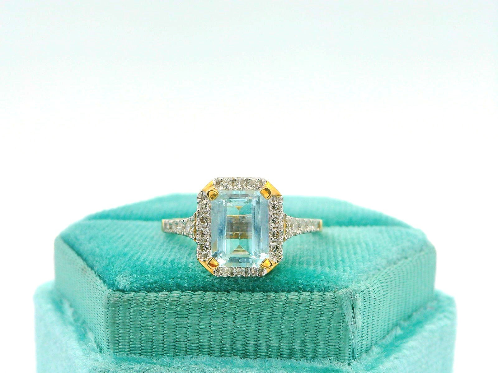 10K Emerald Cut Aqua Ring