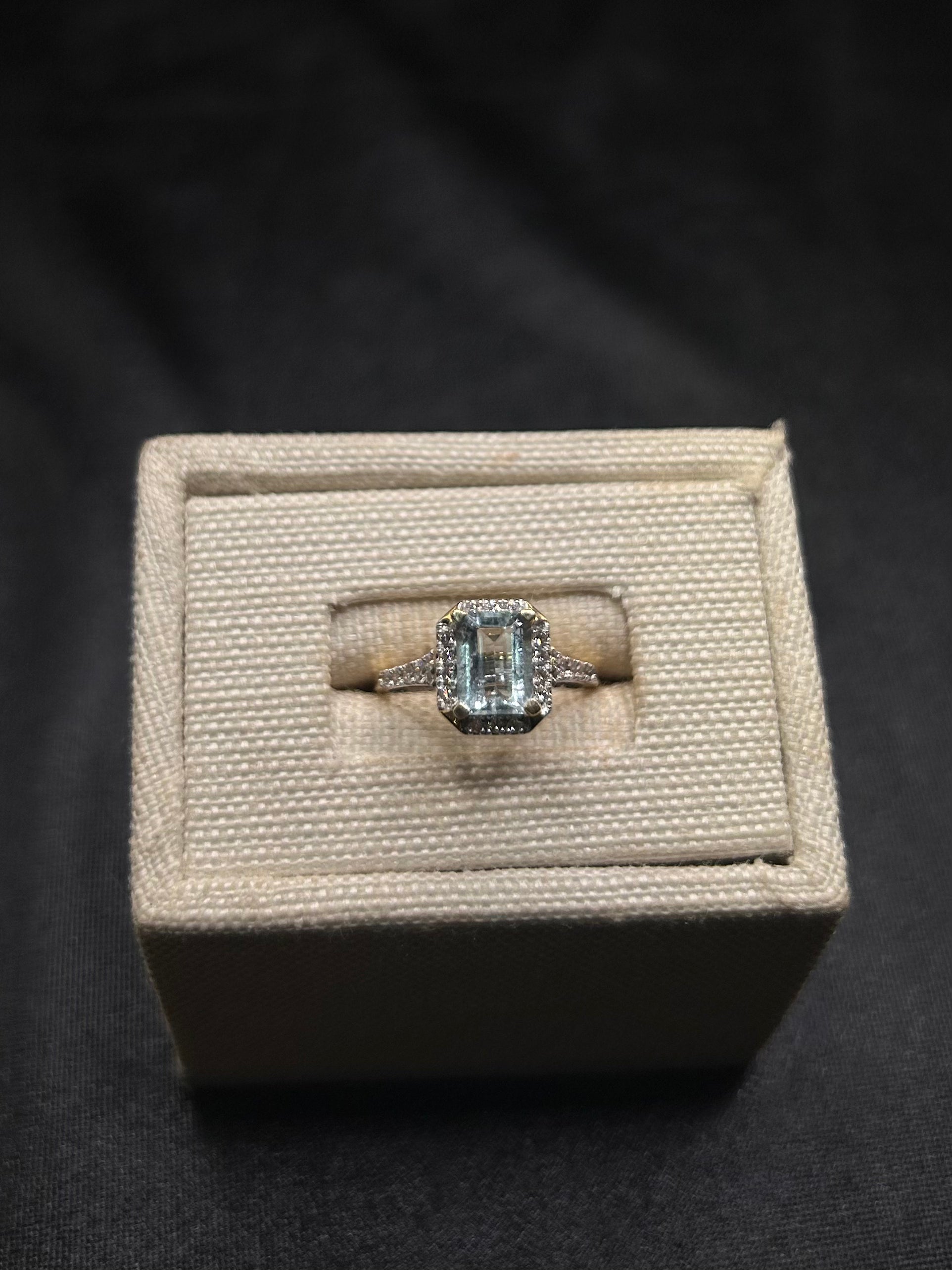 10K Emerald Cut Aqua Ring