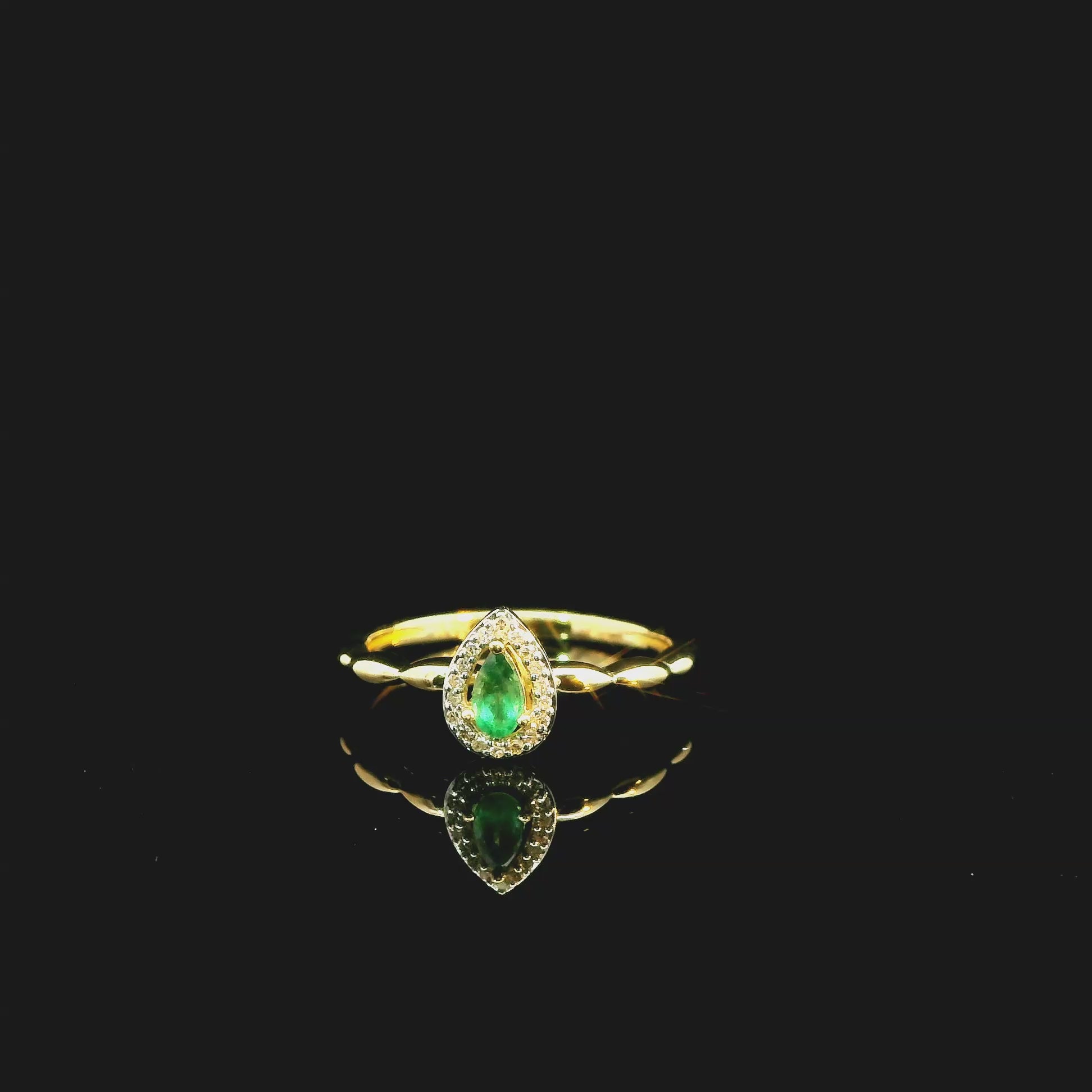 10K Emerald Ring