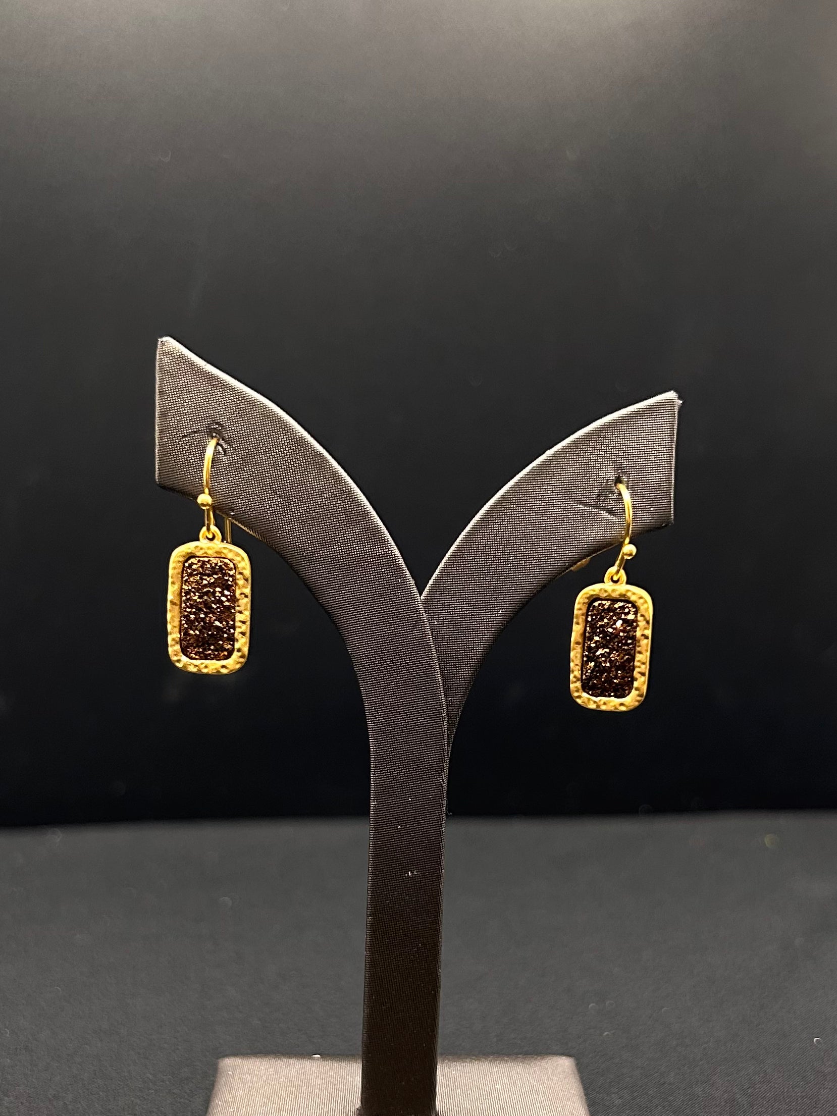 Skōsh Earrings